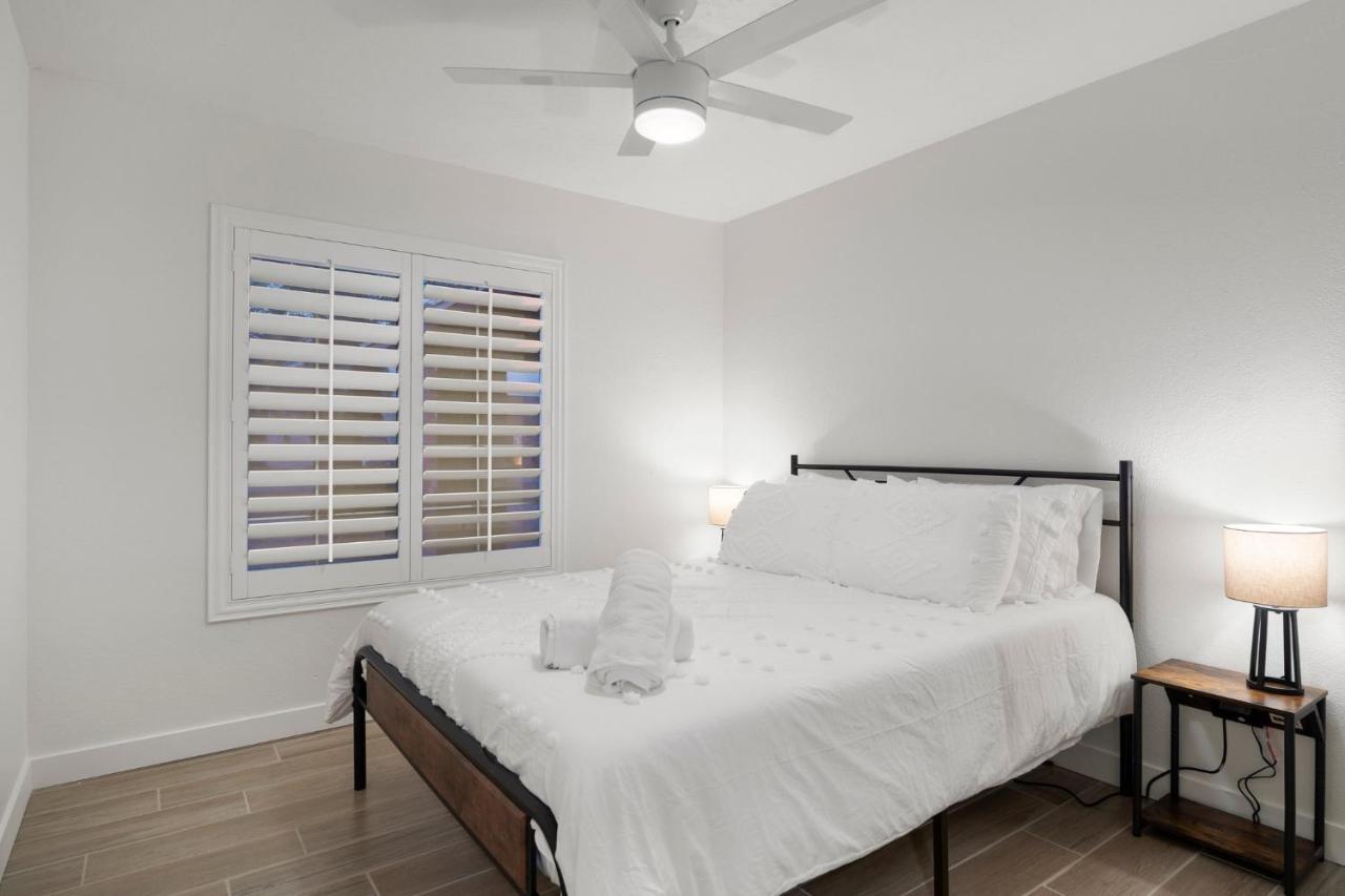 Large Pool With Diving Board, Remodeled 3Bdrm, Near State Farm Stdm And More! Peoria Esterno foto