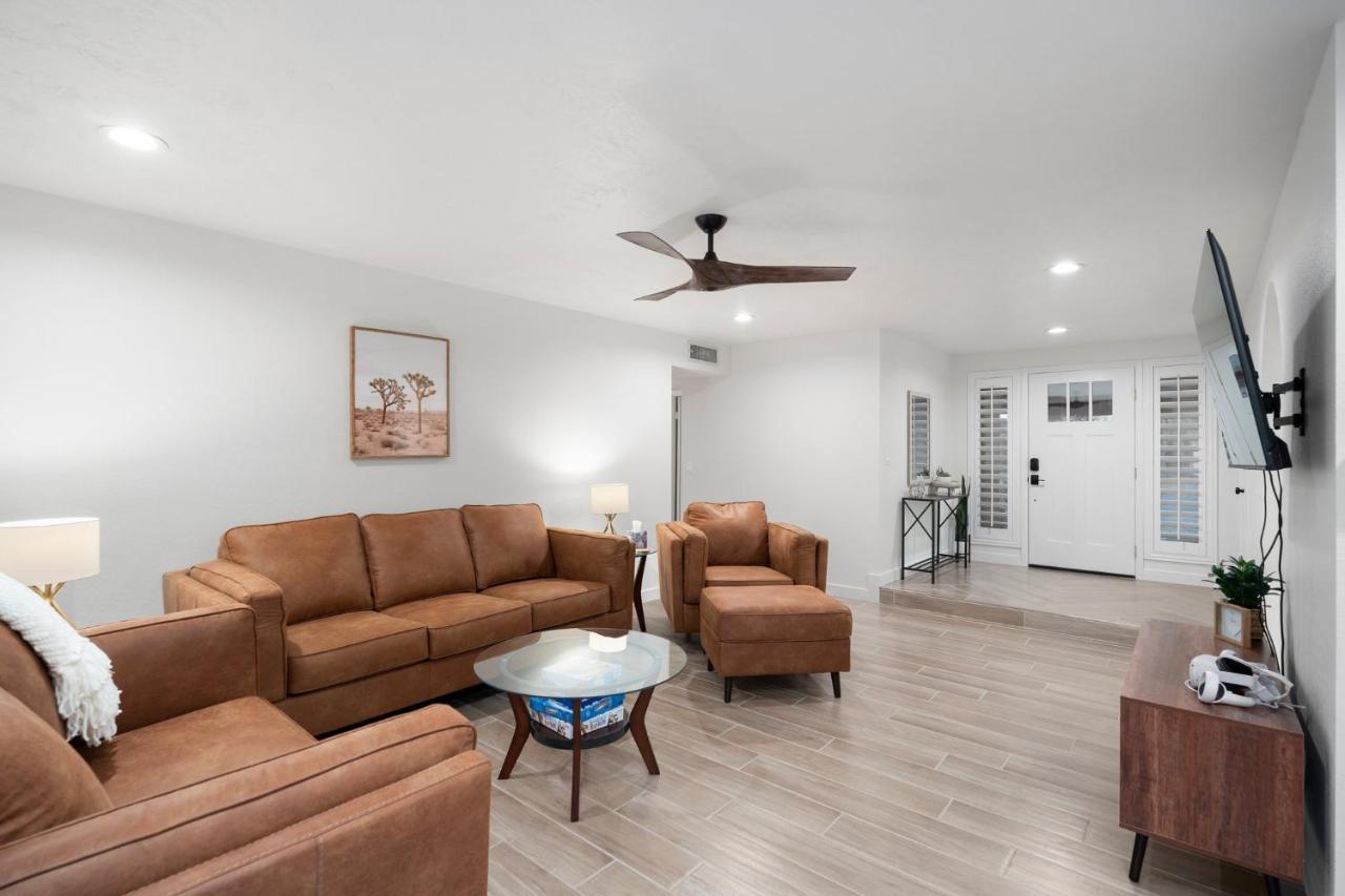 Large Pool With Diving Board, Remodeled 3Bdrm, Near State Farm Stdm And More! Peoria Esterno foto